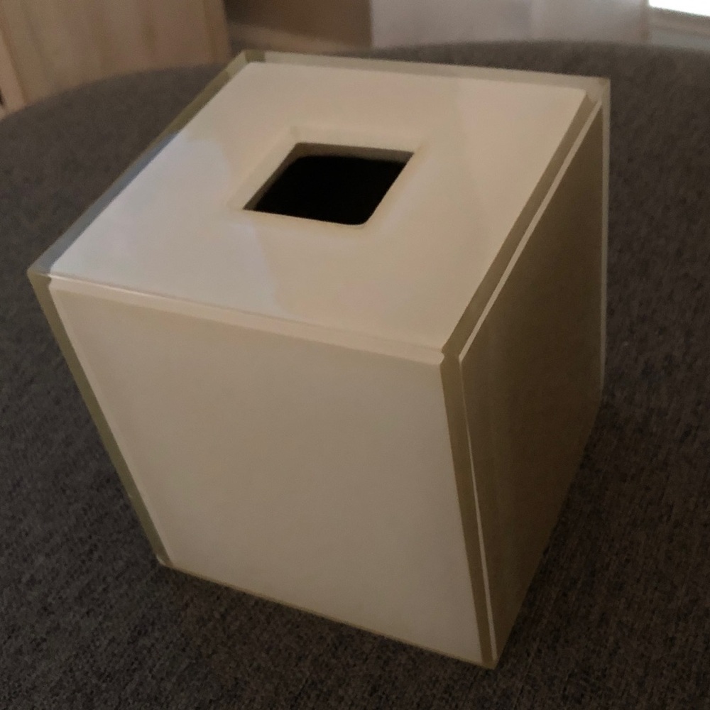 DKNY Cream and Light Tan Tissue Holder